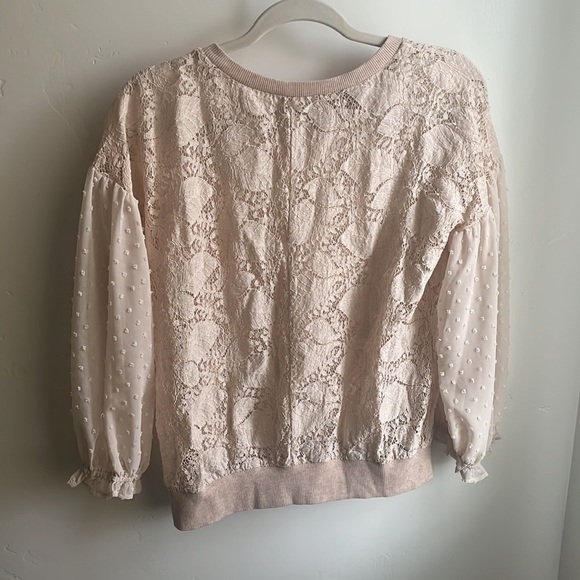 Mystree cream colored sheet top - Picture 5 of 6